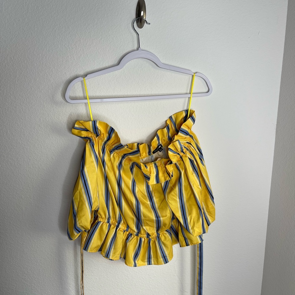 Fashion nova Crop Top
